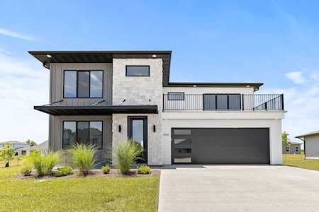 2255 N TRAVELLER DR Columbia, MO 65202