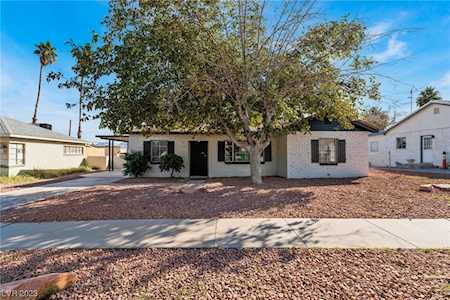 1215 S 17th St Las Vegas, NV 89104