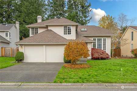 25724 SE 40th St Sammamish, WA 98029