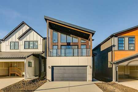 13 Rowmont Heath NW Calgary, AB T3L 2M4