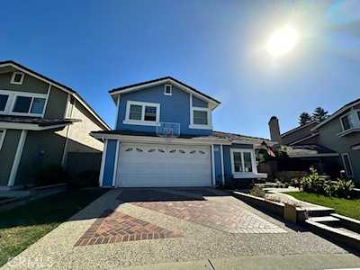12 Buttonwood Irvine, CA 92614