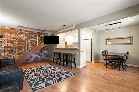 1194 W Calle De Las Estrellas #2 Azusa, CA 91702