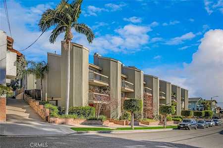 2601 E 19th St #7 Signal Hill, CA 90755