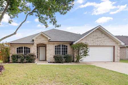 2516 Elliott Avenue Mansfield, TX 76063