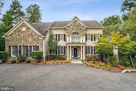 10727 Vale Rd Oakton, VA 22124
