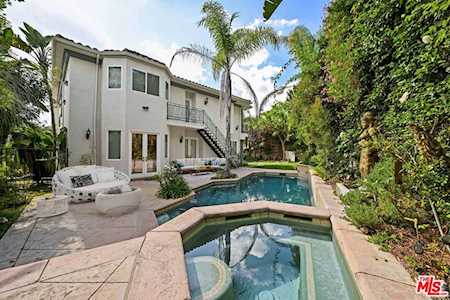 2997 N Beverly Glen Circle Los Angeles, CA 90077