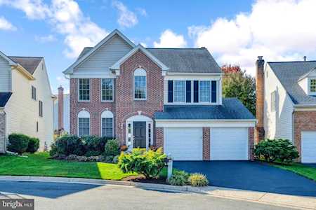 12905 Lee Side Ct Fairfax, VA 22033