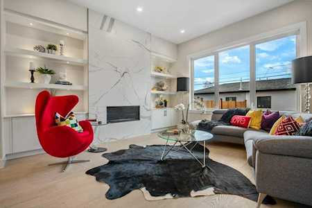 3907 Centre B St NW Calgary, AB T2E 3A7