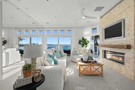 1500 E Ocean Blvd #401 Long Beach, CA 90802