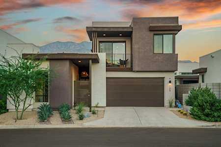 125 Blue Moon Dr Palm Springs, CA 92262