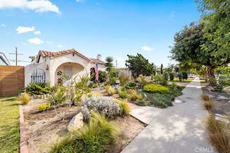 3630 Falcon Avenue Long Beach, CA 90807