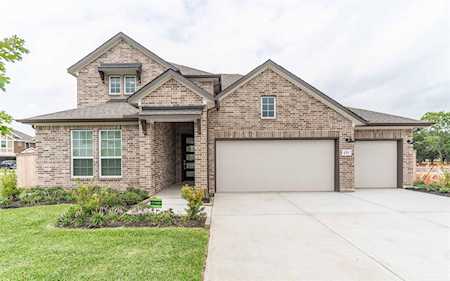 6211 Sandspur Springs Ln Pearland, TX 77584