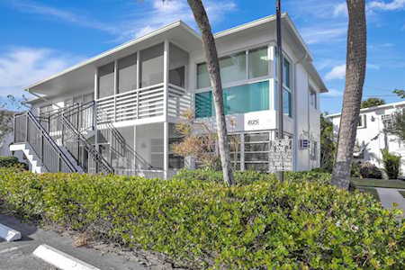 1025 SE 15th Street #Apt 9a Fort Lauderdale, FL 33316