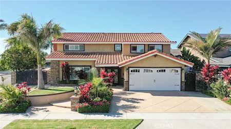 21821 Fairlane Circle Huntington Beach, CA 92646