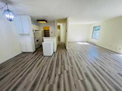 209 Boardwalk Ave #B San Bruno, CA 94066