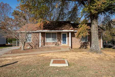 763 Needmore Rd Clarksville, TN 37040