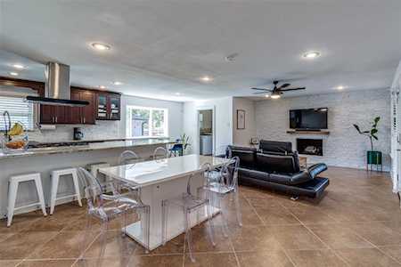 5231 Ponderosa Way Dallas, TX 75227