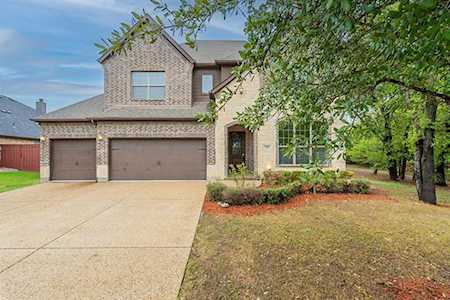 121 Mundelein Drive Oak Point, TX 75068