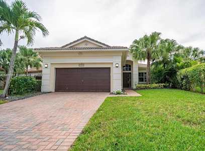 7833 NW 124th Ter Parkland, FL 33076