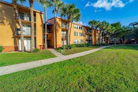 10717 Cleary Blvd #208 Plantation, FL 33324