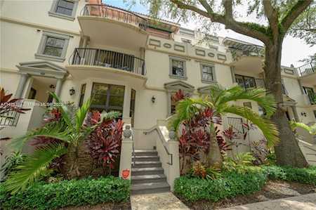 1650 Galiano St #TH4 Coral Gables, FL 33134
