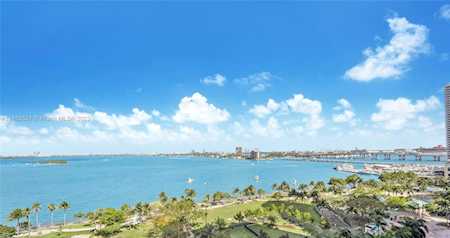 1900 N Bayshore Dr #903 Miami, FL 33132