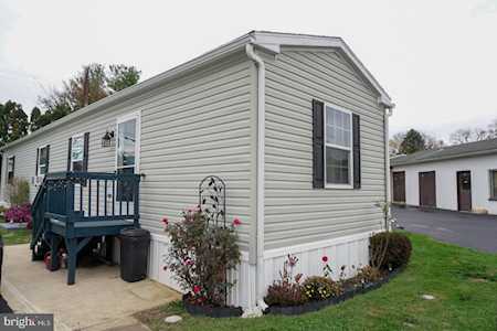 14 Circle Dr Columbia, PA 17512