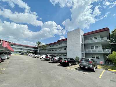 5660 80th St N #C208 St. Petersburg, FL 33709
