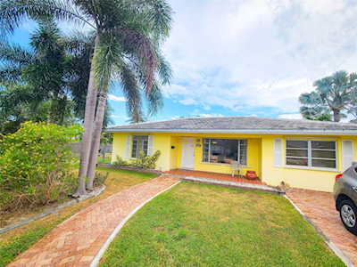 311 Wellesley Dr Lake Worth Beach, FL 33460