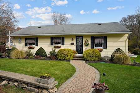76 Pound Hill Rd North Smithfield, RI 02896