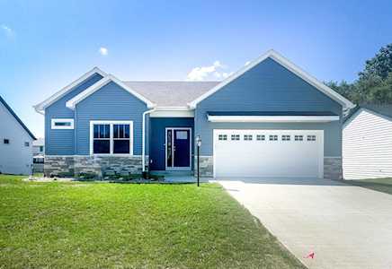 1615 Stoneham Drive Mishawaka, IN 46544
