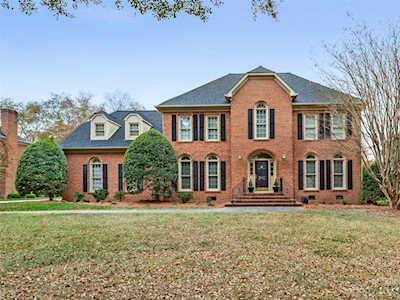 9341 Penshurst Trace Charlotte, NC 28210