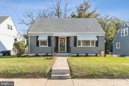 638 Longview Dr Catonsville, MD 21228