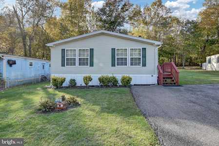215 Jaguar Dr Lothian, MD 20711