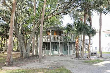 613 Pompano Street Edisto Island, SC 29438
