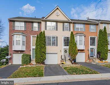 9560 Burgee Ct Frederick, MD 21704