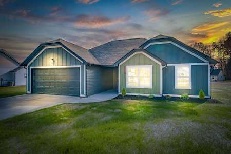 1089 Shaylee Drive Springfield, TN 37172