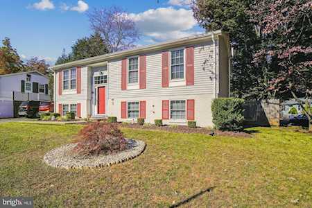 8101 Shady Spring Dr Gaithersburg, MD 20877