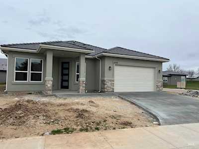 6548 N Spindrift Way Meridian, ID 83646