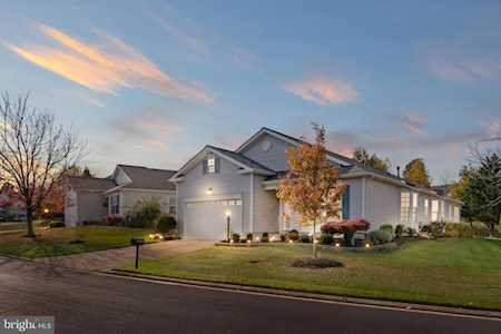 17374 Four Seasons Dr Dumfries, VA 22025