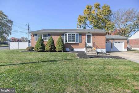 2801 Fairhope Rd Wilmington, DE 19810