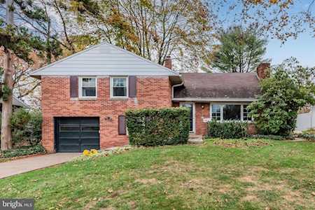 12 Clemson Dr Camp Hill, PA 17011