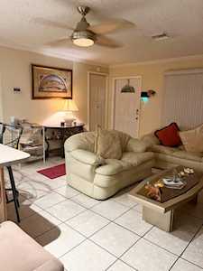 808 NW 66th Ave Margate, FL 33063