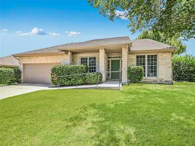 1611 Natural Bridge LN Pflugerville, TX 78660