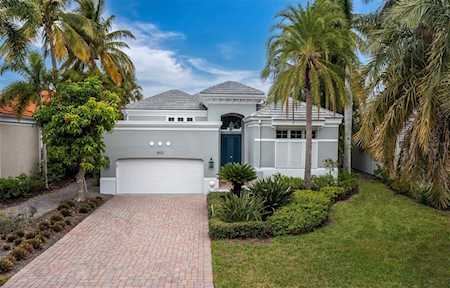 3520 Fair Oaks Ln Longboat Key, FL 34228