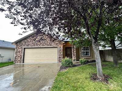 4806 S Silverhills Ave Boise, ID 83709