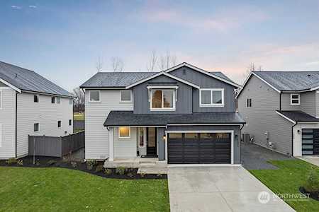 1077 Lindenberger Ln Enumclaw, WA 98022