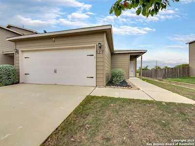 127 Elderberry New Braunfels, TX 78130