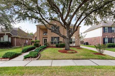 11211 Carriage Lake Dr Houston, TX 77065