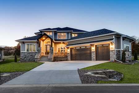 4935 Home Stretch Dr Waunakee, WI 53597